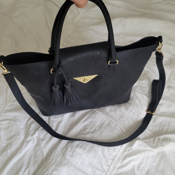 Like New Charming Charlie Black Shoulder Hand Bag Purse Boho Style Cute Shape - Picture 3 of 7